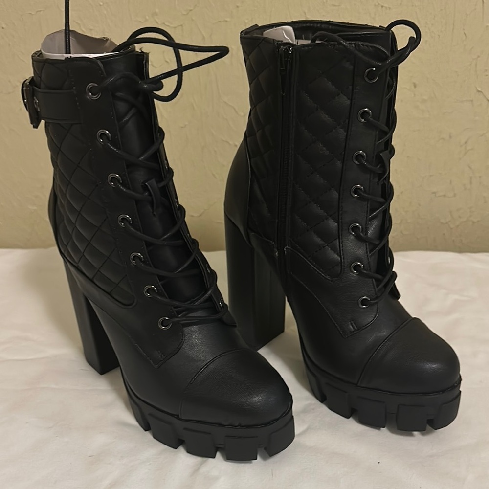 Black Quilted Lace-Up Platform Boots